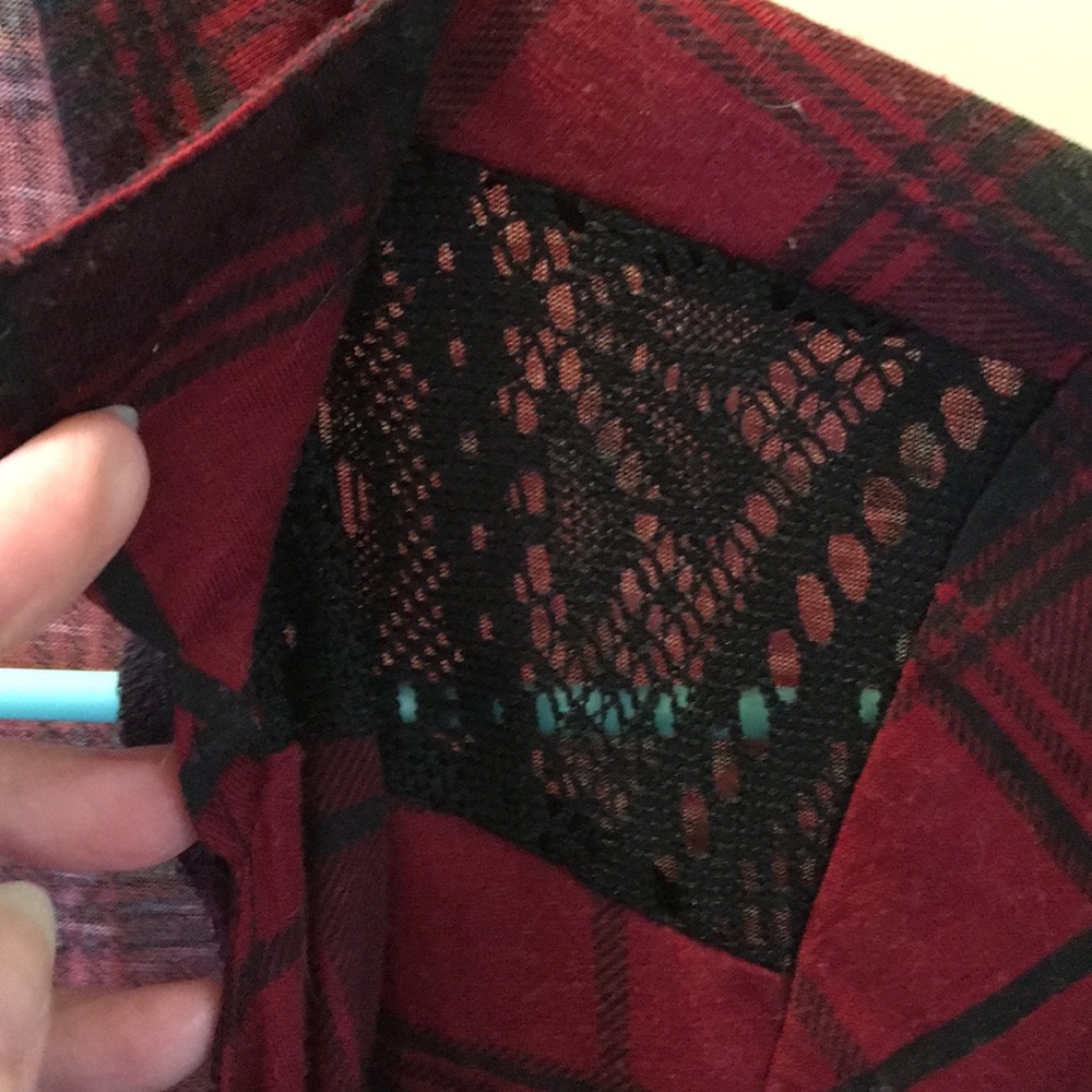 Shirt - Picture 4 of 6